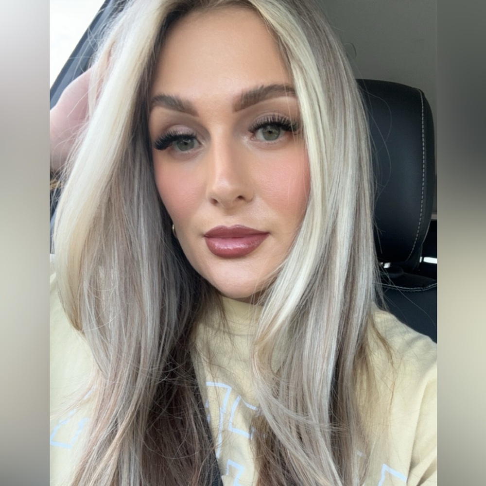 Meet your Posher, Kenzie